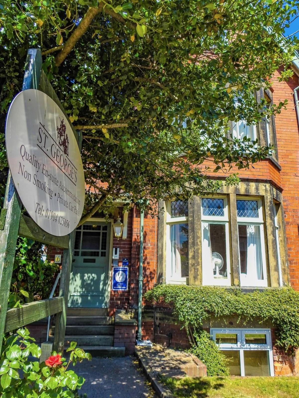 Georges Place York Exterior photo